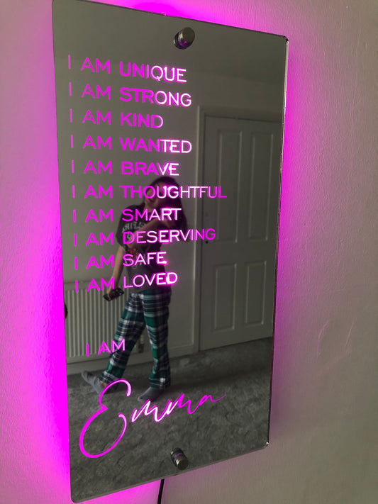 Customizable 'I AM' affirmation mirror – Display your own motivation 